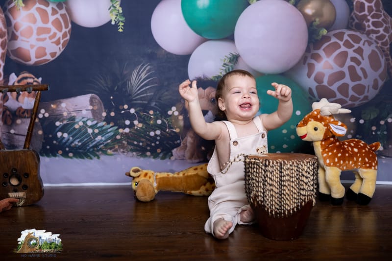 סמאשקייק, קייק סמאש או פשוט צילומי גיל שנה  רגעים מתוקים מחגיגת יום הולדת הראשונה של הבייבי.