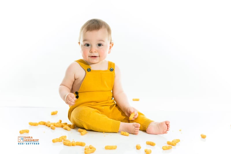 סמאשקייק, קייק סמאש או פשוט צילומי גיל שנה  רגעים מתוקים מחגיגת יום הולדת הראשונה של הבייבי.