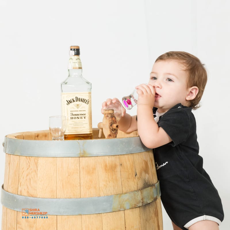 סמאשקייק, קייק סמאש או פשוט צילומי גיל שנה  רגעים מתוקים מחגיגת יום הולדת הראשונה של הבייבי.