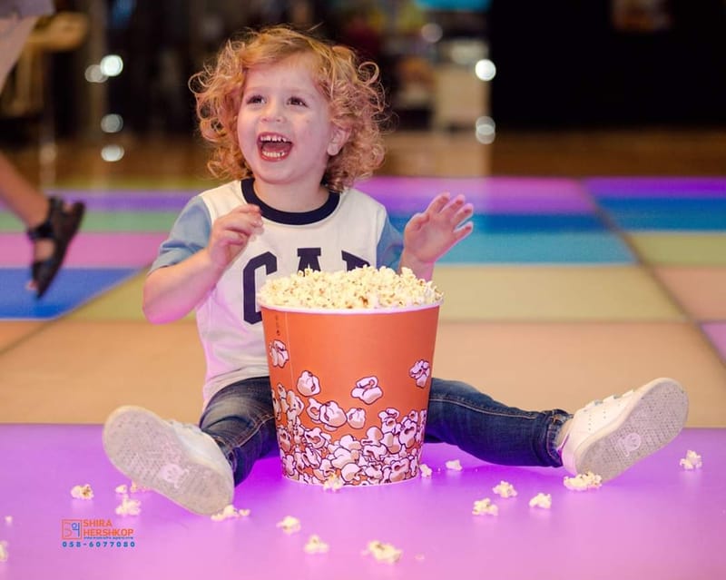 רגע לפני שהבייבי שלנו נהפך מפעוט לגבר קטנטן ניצור מזכרת בלתי נשכחת מהשיער שעוד רגע ונגזר.