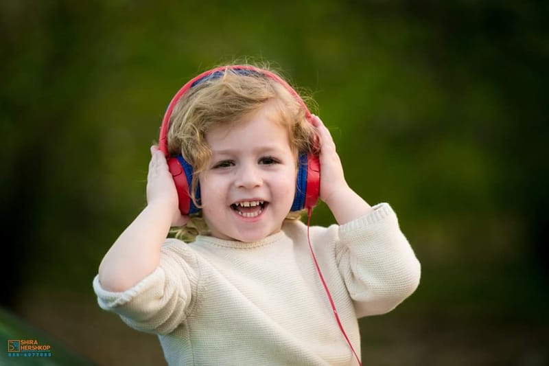 רגע לפני שהבייבי שלנו נהפך מפעוט לגבר קטנטן ניצור מזכרת בלתי נשכחת מהשיער שעוד רגע ונגזר.