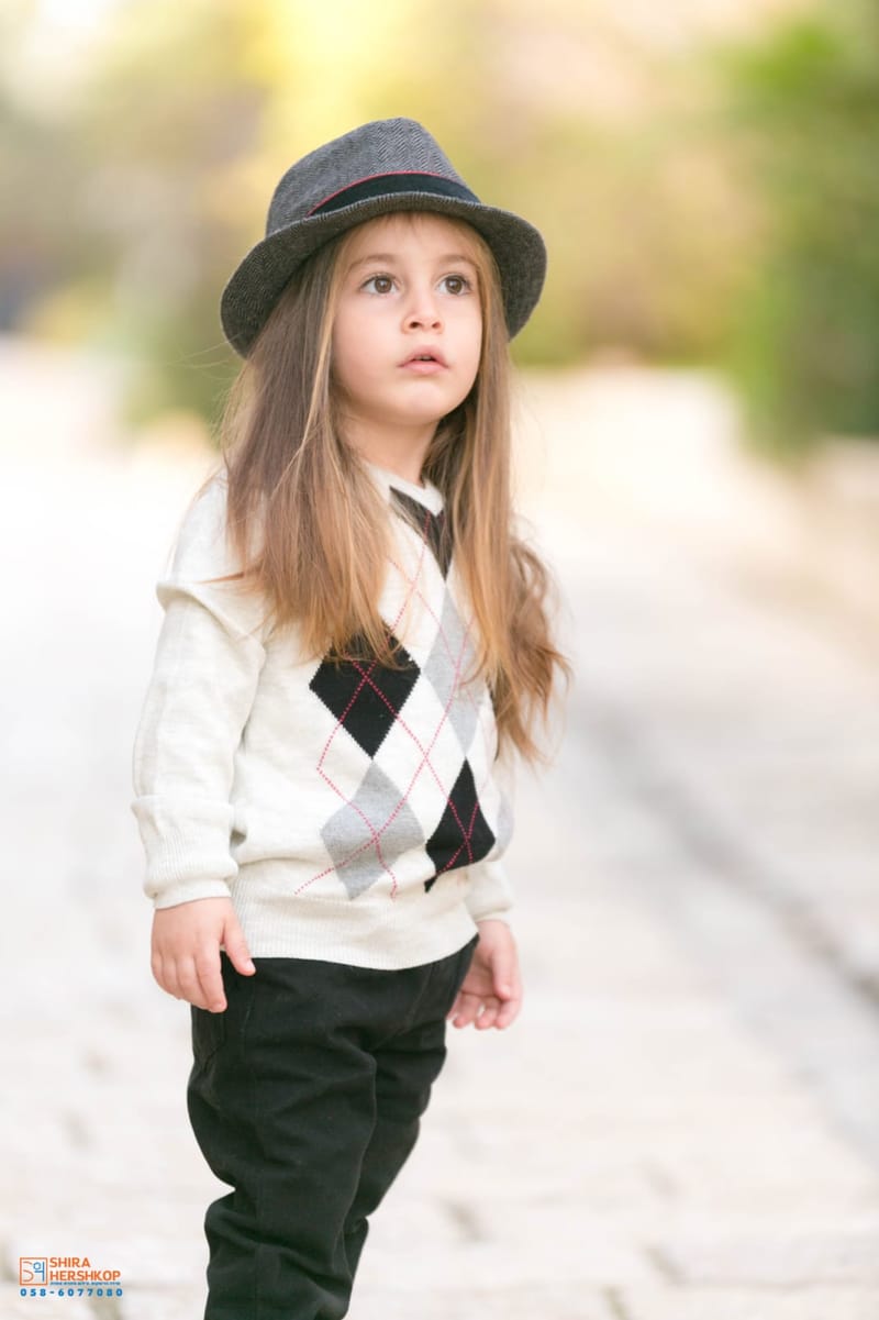 רגע לפני שהבייבי שלנו נהפך מפעוט לגבר קטנטן ניצור מזכרת בלתי נשכחת מהשיער שעוד רגע ונגזר.