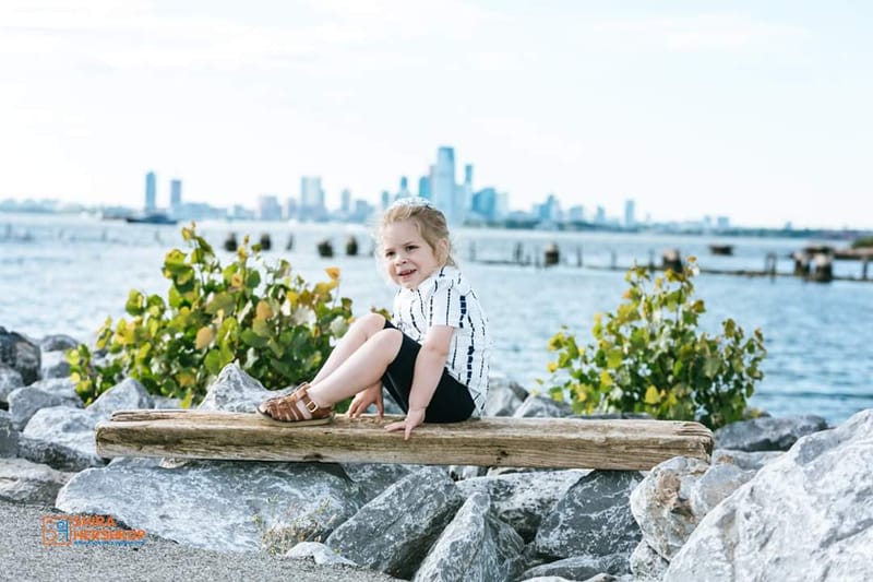 רגע לפני שהבייבי שלנו נהפך מפעוט לגבר קטנטן ניצור מזכרת בלתי נשכחת מהשיער שעוד רגע ונגזר.