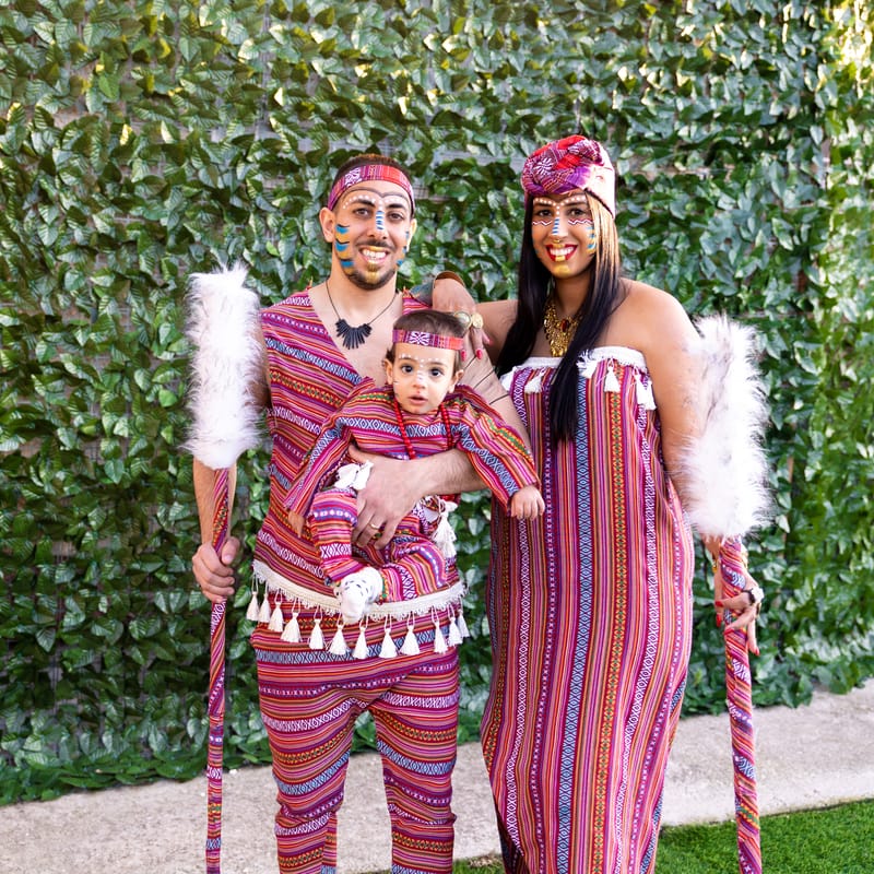 חשבתם , השקעתם וקניתם תחפושות מקוריות?! זה הזמן לתעד!!