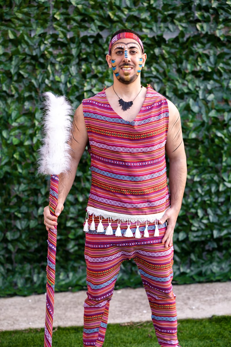 חשבתם , השקעתם וקניתם תחפושות מקוריות?! זה הזמן לתעד!!