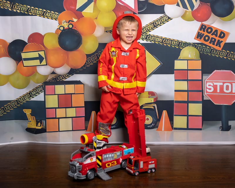 חשבתם , השקעתם וקניתם תחפושות מקוריות?! זה הזמן לתעד!!