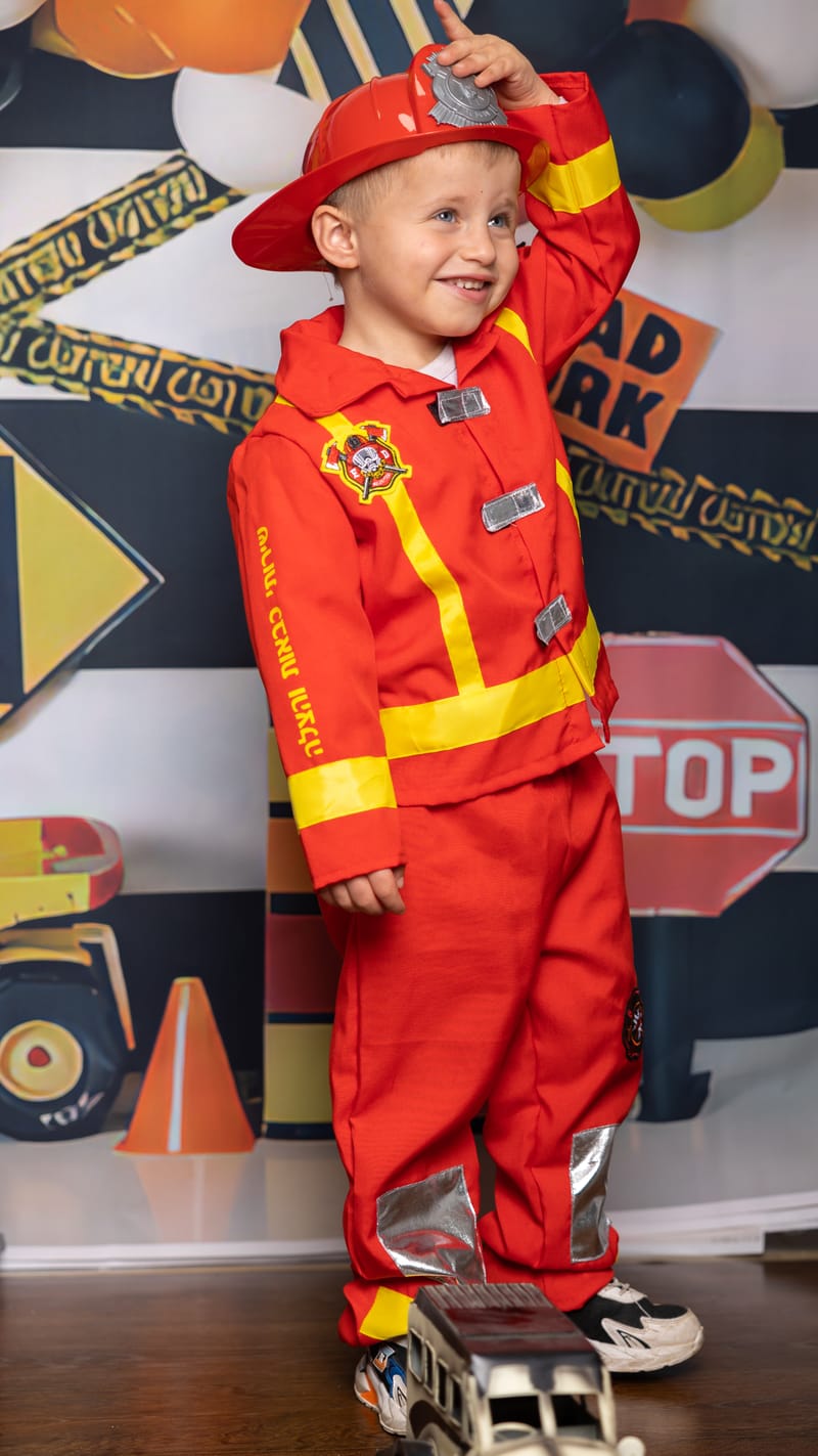 חשבתם , השקעתם וקניתם תחפושות מקוריות?! זה הזמן לתעד!!