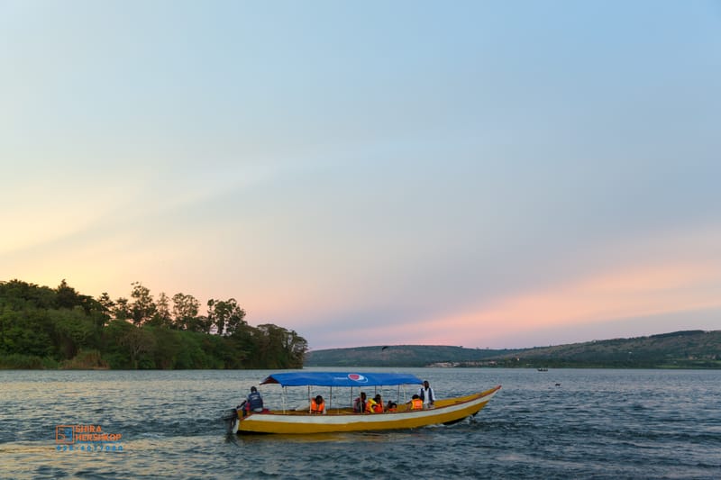 טיולי ספארי - קניה ואוגנדה 
