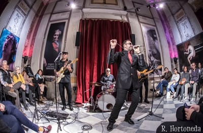 DISCOVER THE UNIQUE EXPERIENCE OF A BLUES CONCERT