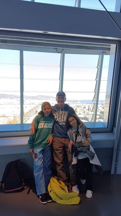 Nous avons visité la Torre Agbar Glories