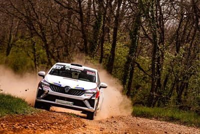 Location Renault Clio RC5