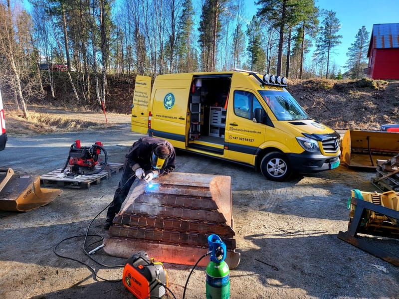 Mobil sveising og mekanisk reparasjon