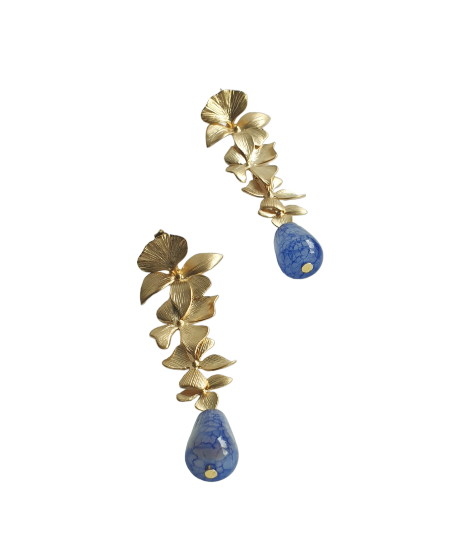 Blue agate and gold-plated flower earrings