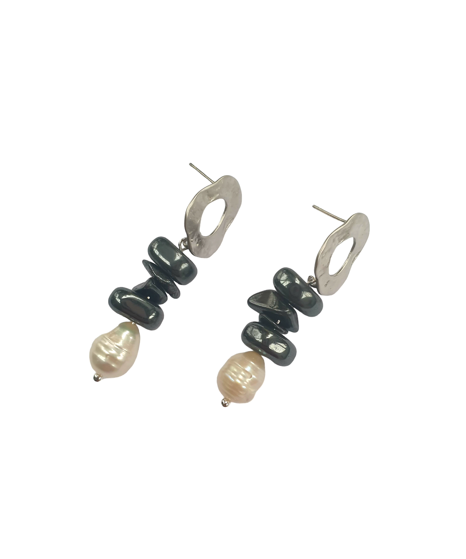 Hematite and pearls on silver plated earrings