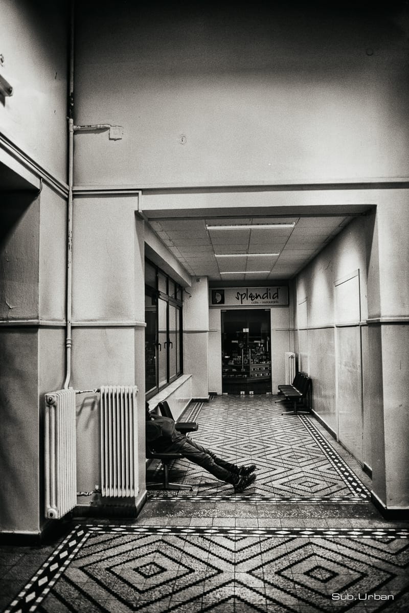 A photo story about a night train and its locomotive drivers