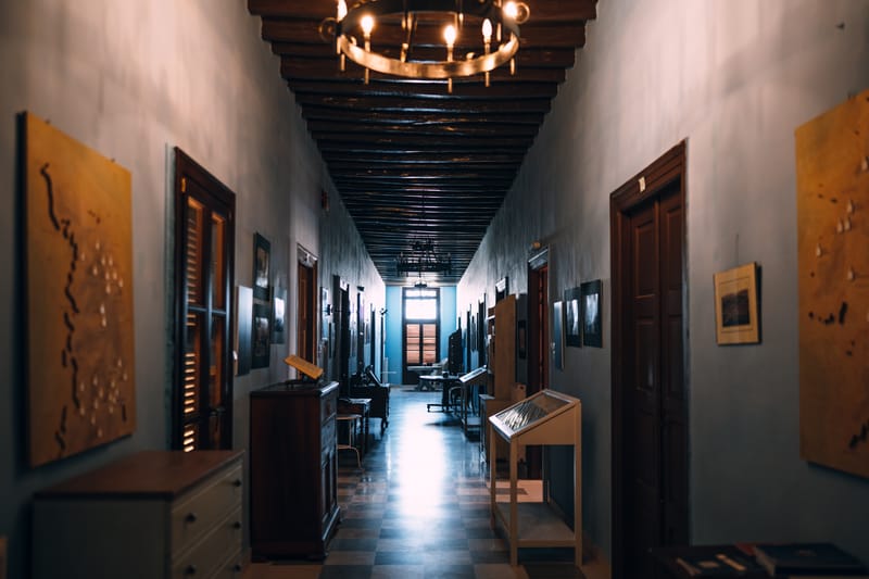 Walking through the medieval settlement of Ano Syros