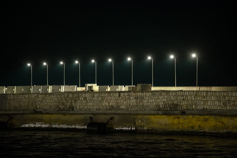 When light falls the last ships depart and the port transforms...