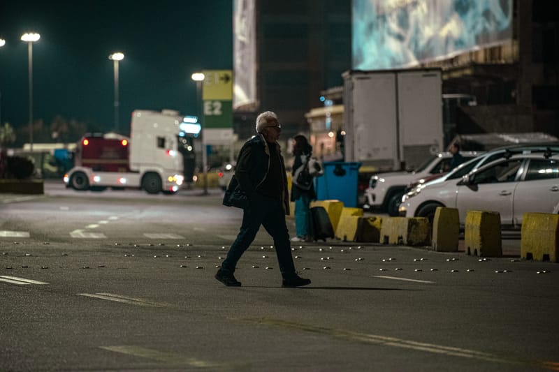 When light falls the last ships depart and the port transforms...