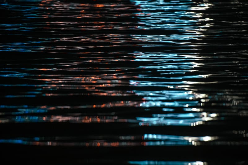 When light falls the last ships depart and the port transforms...