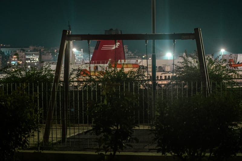 When light falls the last ships depart and the port transforms...