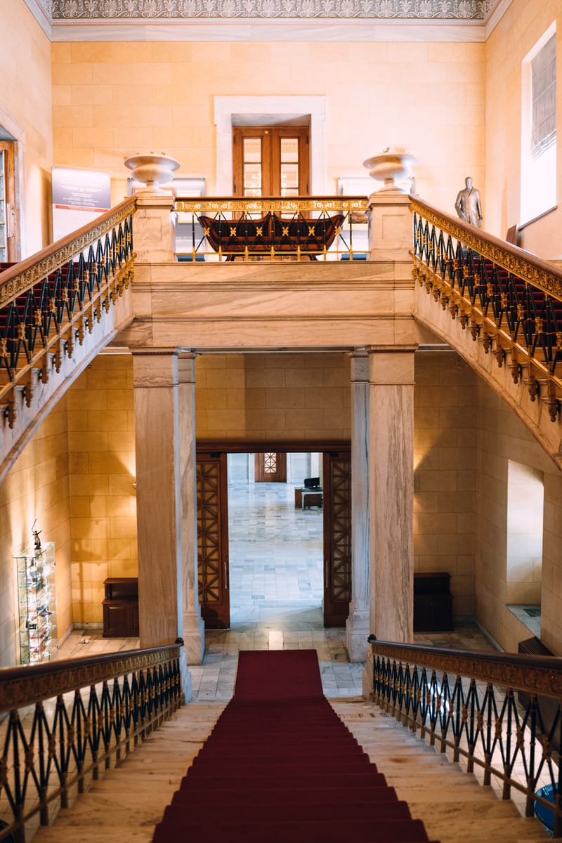 A walk through the vast parliametn building and its hidden chambers