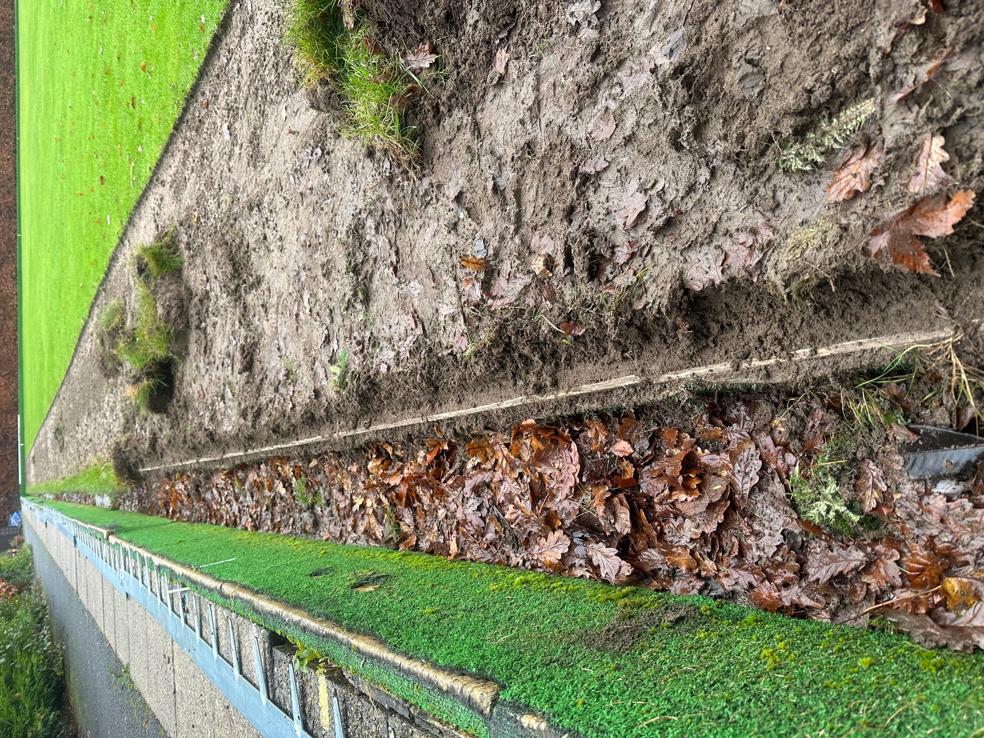Bowls Green Edge Reinforcement, Installation & Levelling (Surrey)
