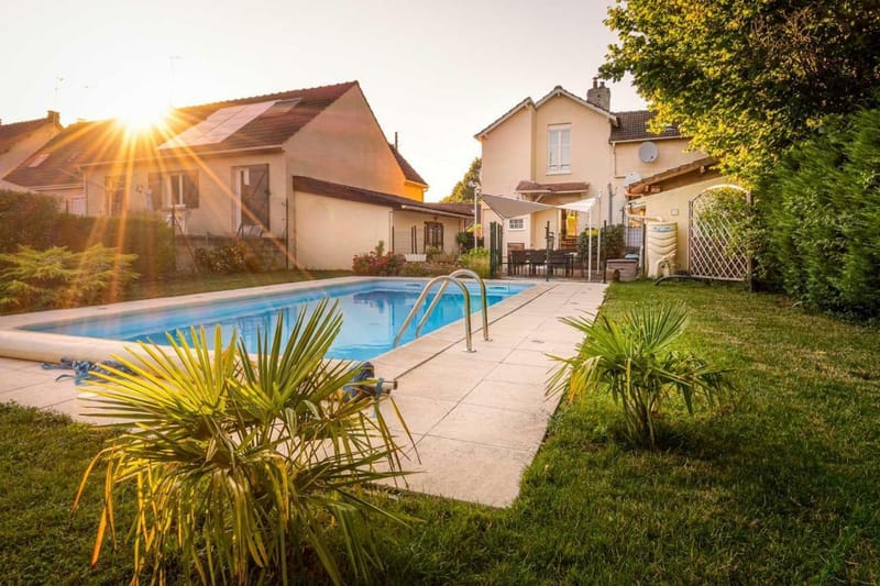 تنظيف المنازل والشقق والعمائر