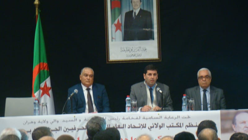 مكتب وهران يحيي الاحتفالية المخلدة لذكرى احداث اضراب 8 ايام