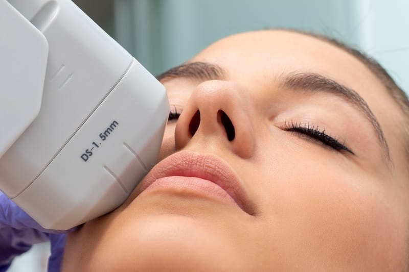 Trẻ hóa da bằng Ultherapy: Cơ chế, Ưu điểm, Chi phí