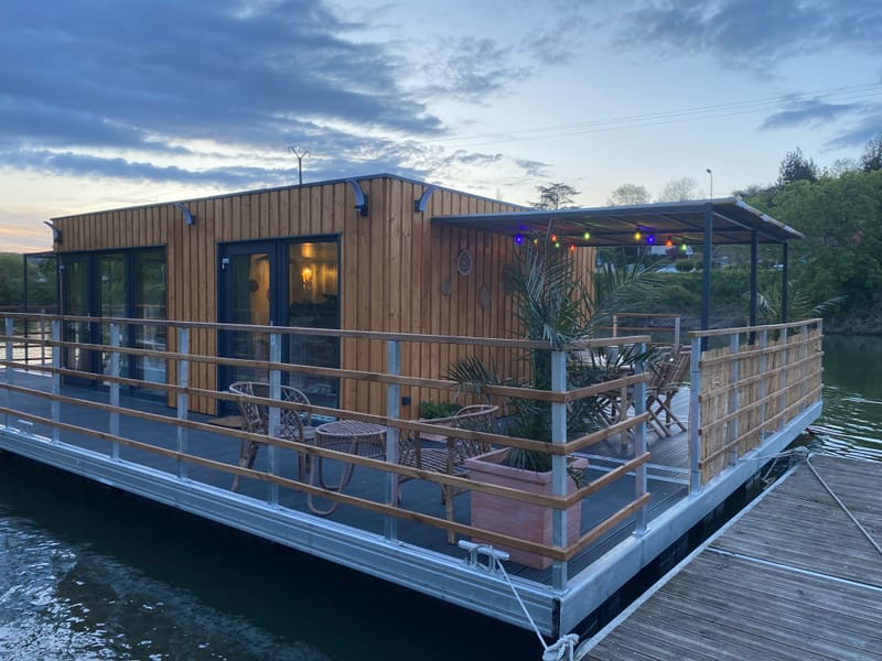 Hébergement sur l'eau, sur la Seine à vélo