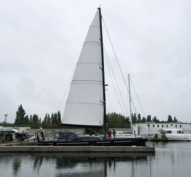 GRAND VOILE / COUPE TRIRADIALE