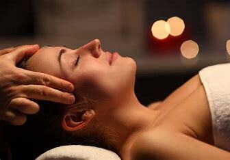 Massage de la tête