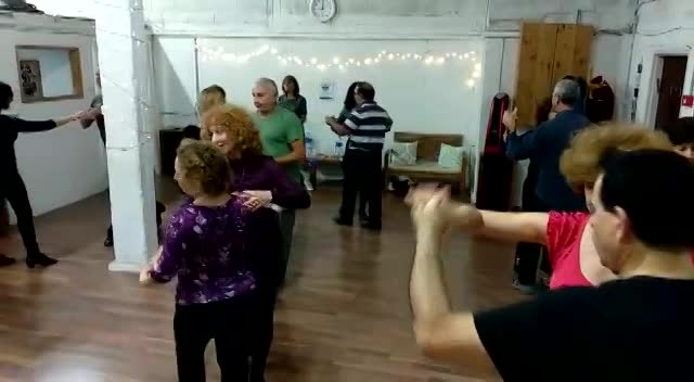 ריקודים סלוניים בסטודיו