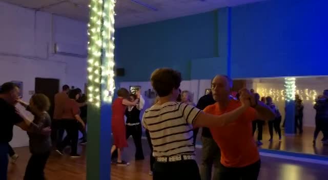 פרקטיקת סווינג בסטודיו