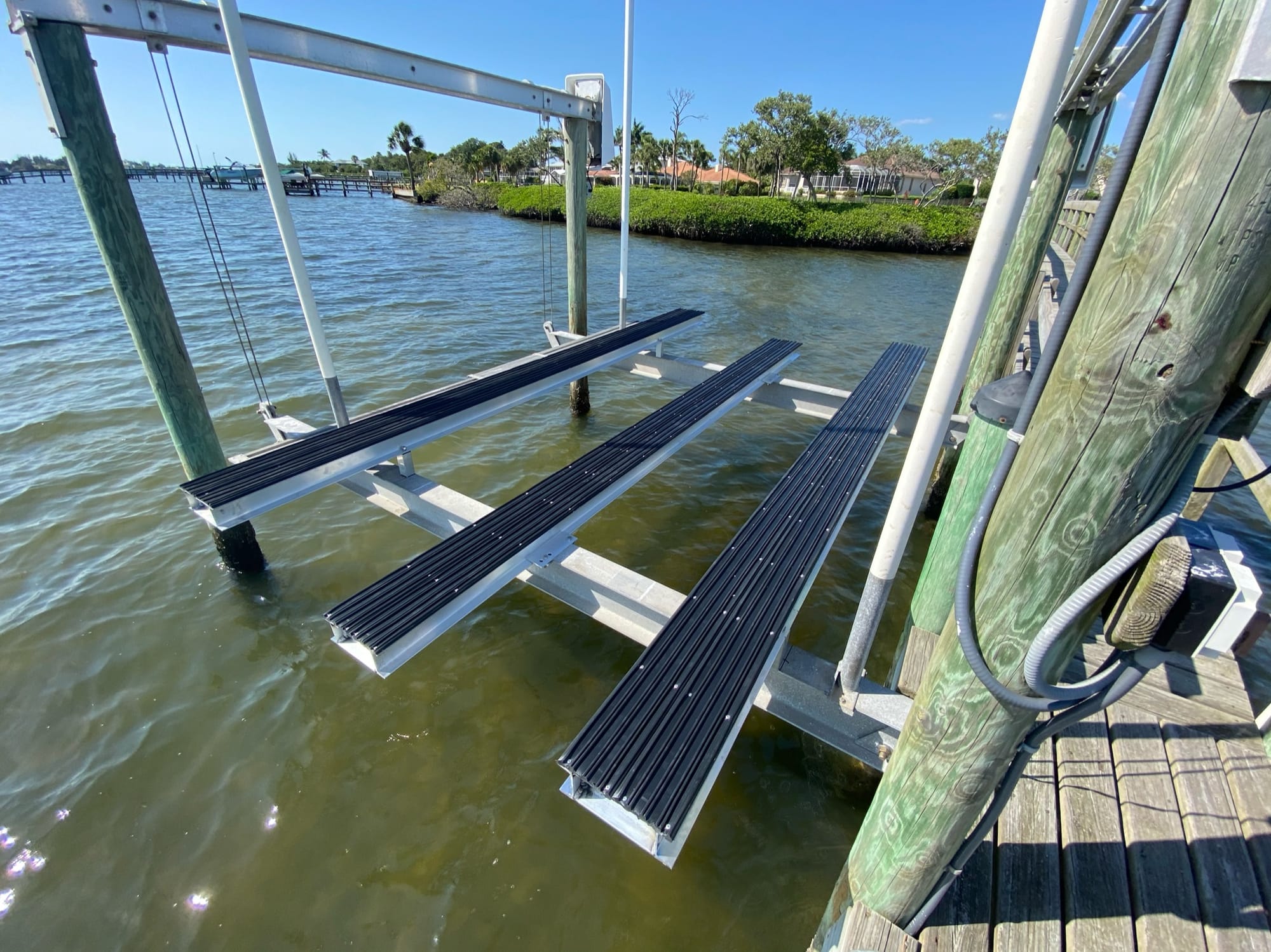 Pontoon Bunks