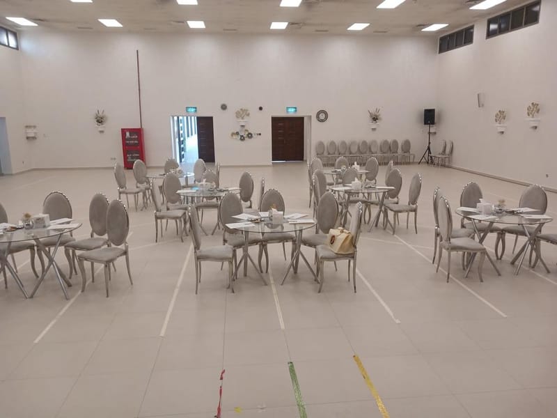 تاجير طاولات