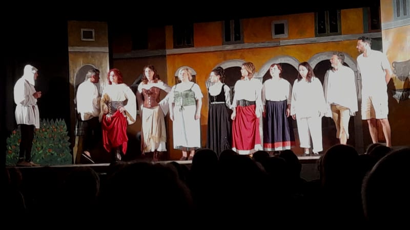 La "Commedia dell'arte" si affaccia a Pedaso