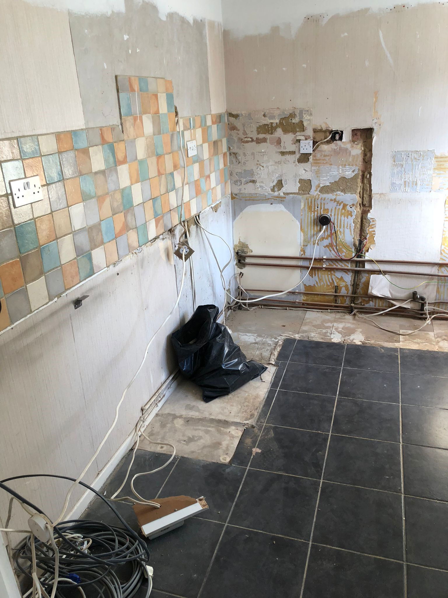 Small Wickes Kitchen fitted in Crawley