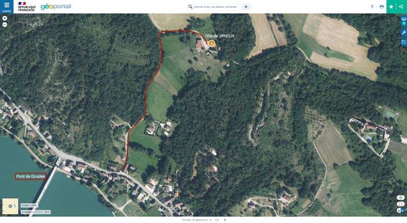 En voiture, à pied ou en vélo