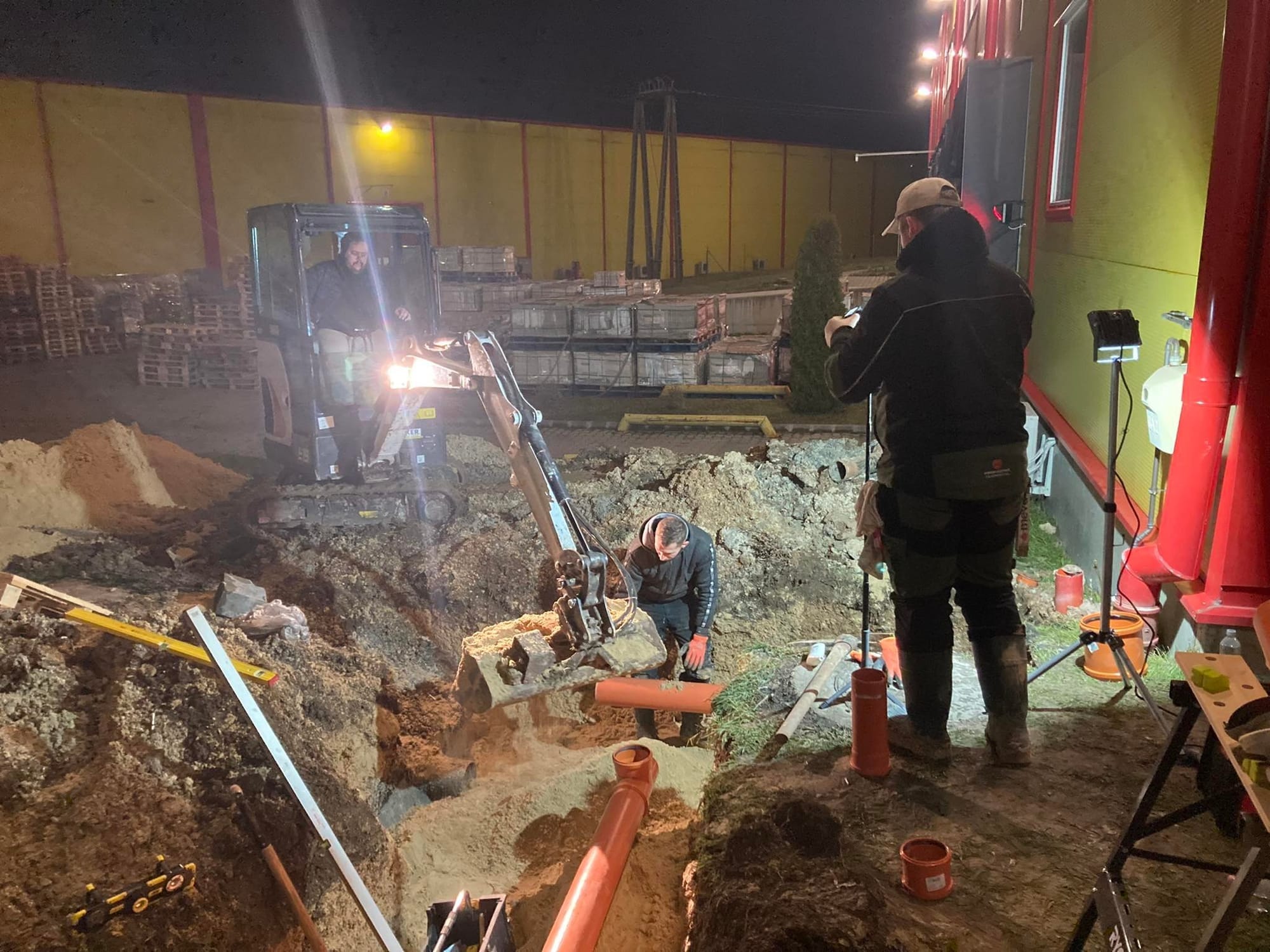 -Javítási Munkák-