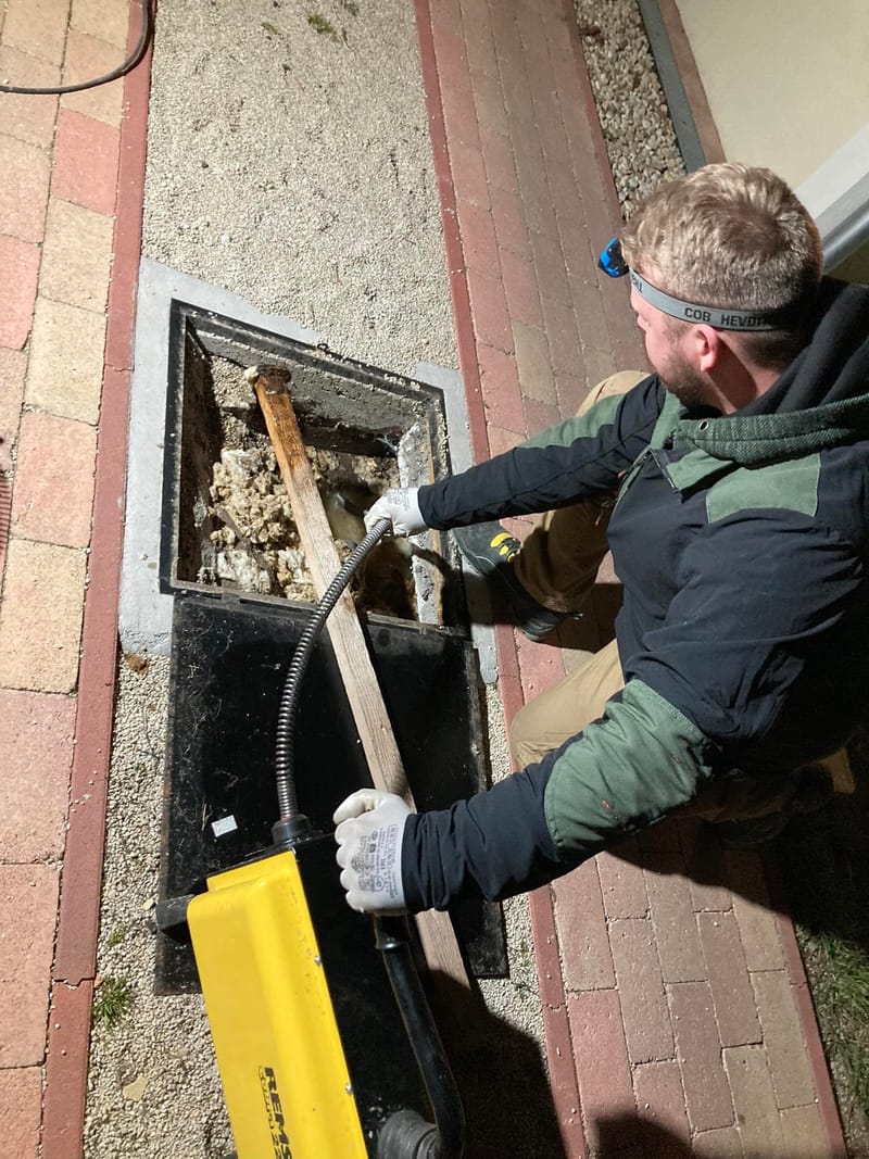 0-24 HIBAELHÁRÍTÁS