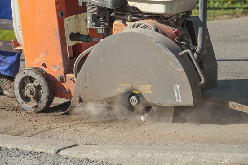 TAGLIA SUOLO PER ASFALTO E CEMENTO