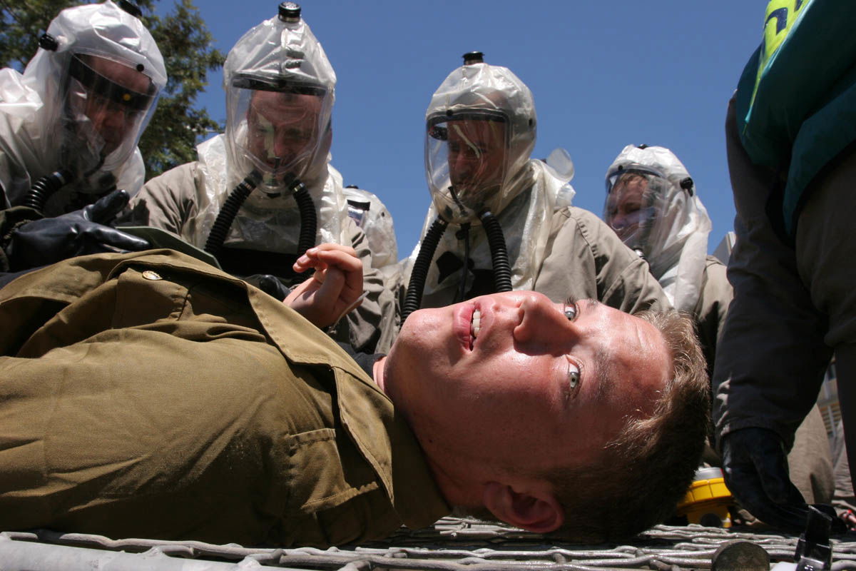 תרגיל התמודדות עם אירוע כימי שנערך בבית החולים בני-ציון בחיפה | An Exercise for coping with a chemical attack, held in the Bnei Zion Hospital in Haifa