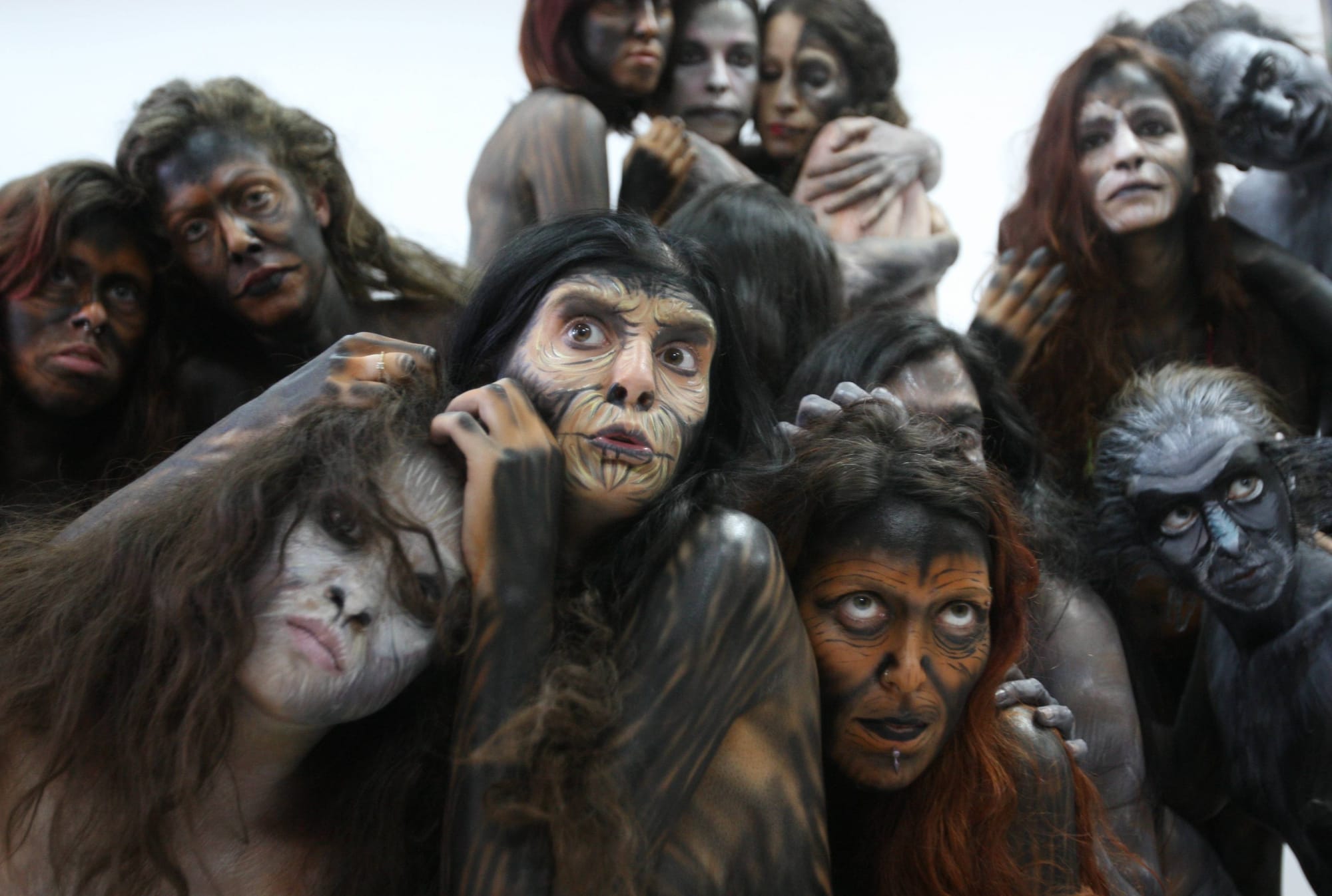 מיצג מחאה נגד התעללות בקופים | A protest performance against the abuse of monkeys