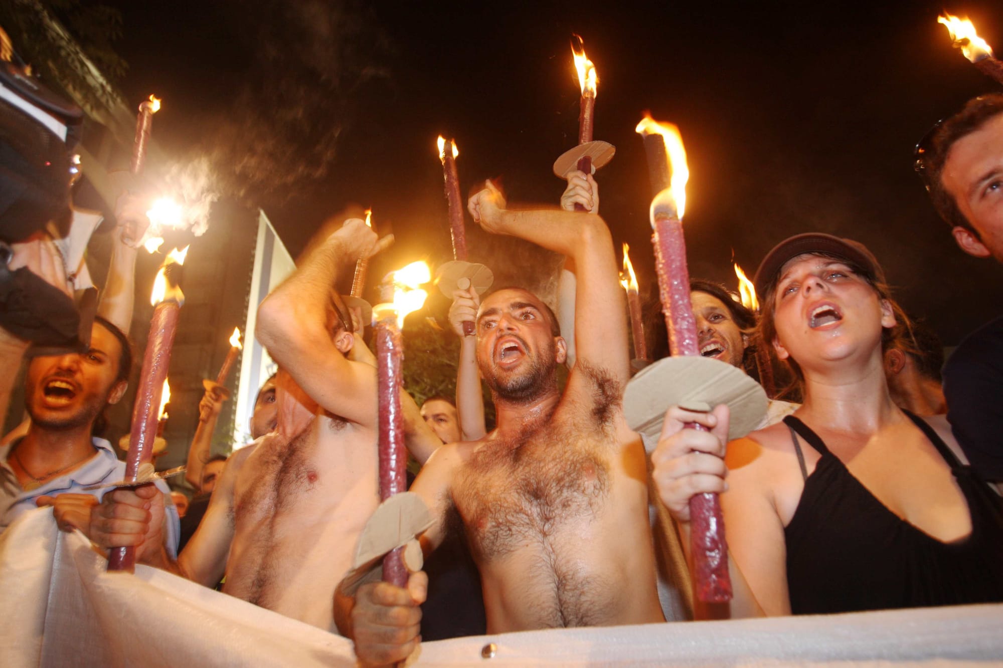 הפגנה בתל אביב במהלך המחאה החברתית ב - 2011 | A massive demonstration during 2011 Israeli social justice protests, took place in Tel Aviv