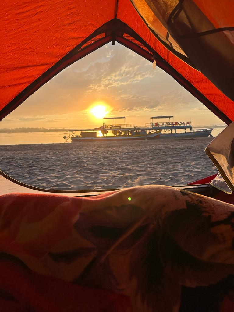 Fleuve Tsiribihina - Tsingy de Bemaraha - Baobabs - Plage