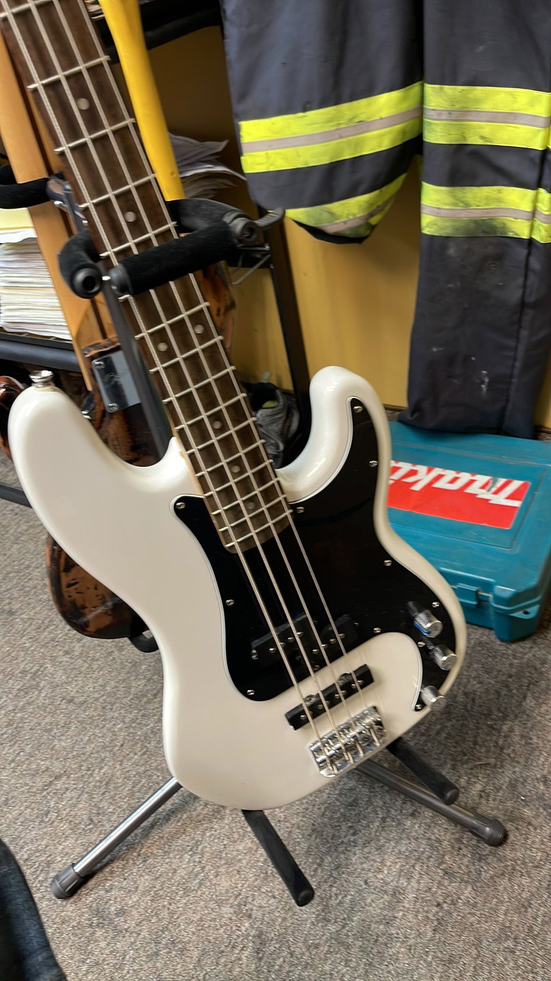 White P-Bass