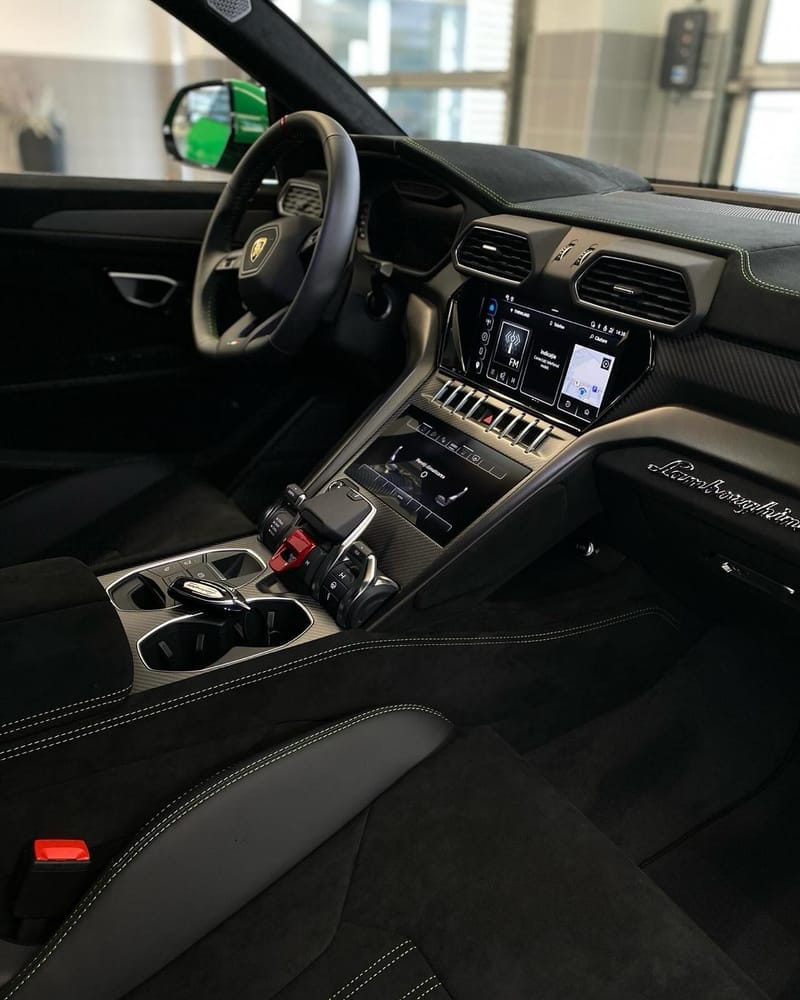 Detailing Interior