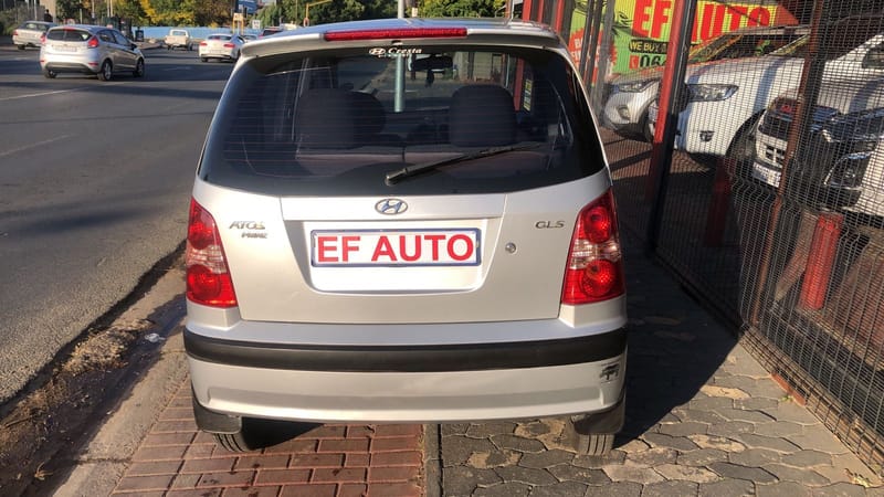Hyundai Model: Atos 1.1 GLS