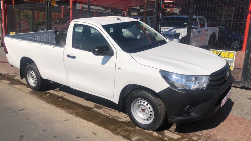TOYOTA HILUX 2,4 GD6